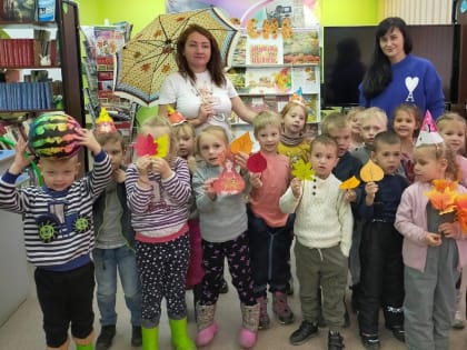 Осенних красок хоровод