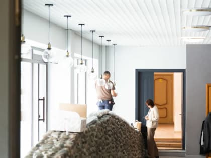 В Архангельском городском культурном центре продолжается монтаж оборудования