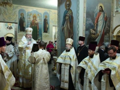 В праздник Рождества Христова митрополит Корнилий совершил великую вечерню в Архангельске