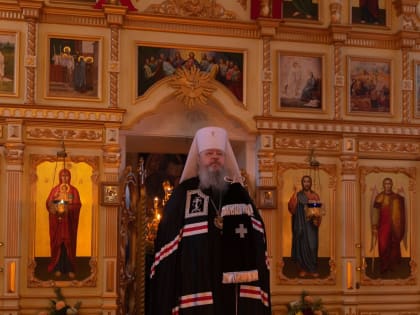 Митрополит Корнилий совершил повечерие с чтением Великого канона преподобного Андрея Критского в Северодвинске