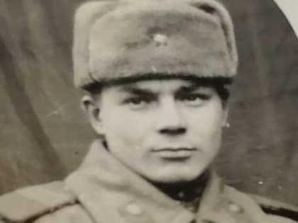 Официальные лица Красноборского района поздравили ветеранов войны с наступающим Новым годом