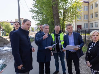 Дмитрий Морев нацелил подрядчиков завершить ремонт дорог до конца лета