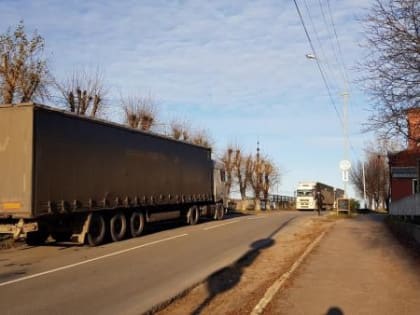 Фурам «АЛВИЗа» запретят парковаться на набережной в Архангельске