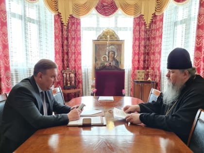 Митрополит Корнилий встретился с заместителем губернатора Архангельской области Михаилом Ипатовым