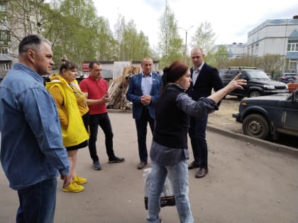 Виктор Заря предложил создать региональную программу благоустройства дворов