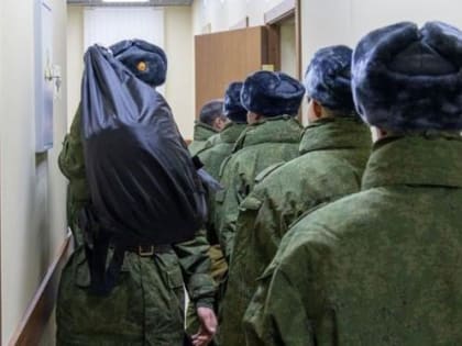 "Мужики всегда должны идти вперед". Поморские мобилизованные получили партию комплектов помощи