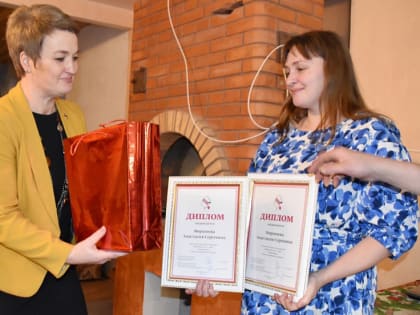 Председатель облсобрания Екатерина Прокопьева побывала у семьи Моршневых