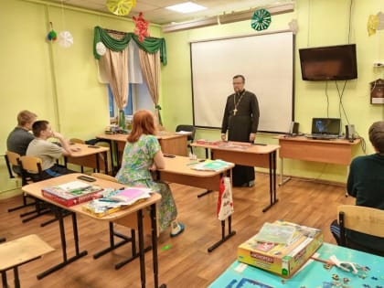 Священник Александр Григорьев: Христос призывает всех к радостной жизни