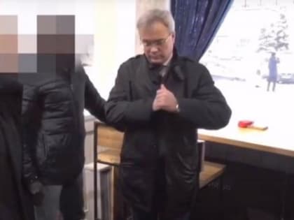 Один на зону, другой на штраф: двух архангельских чиновников призвали к ответу