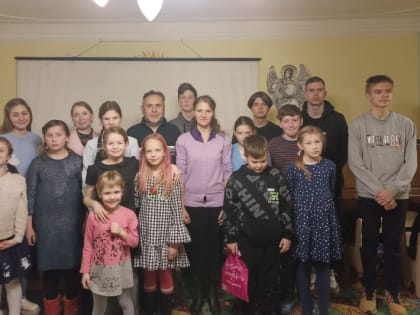 О временах Петра Великого рассказали воспитанникам архангельской воскресной школы