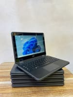 Dell Latitude 3190 2-en-1 tactile vue 2