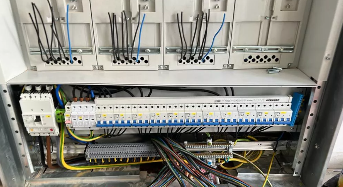 Realizácia firmy DL - elektro s.r.o. Elektroinštalácie - Fotovoltaika – Elektrikári – Sládkovičovo