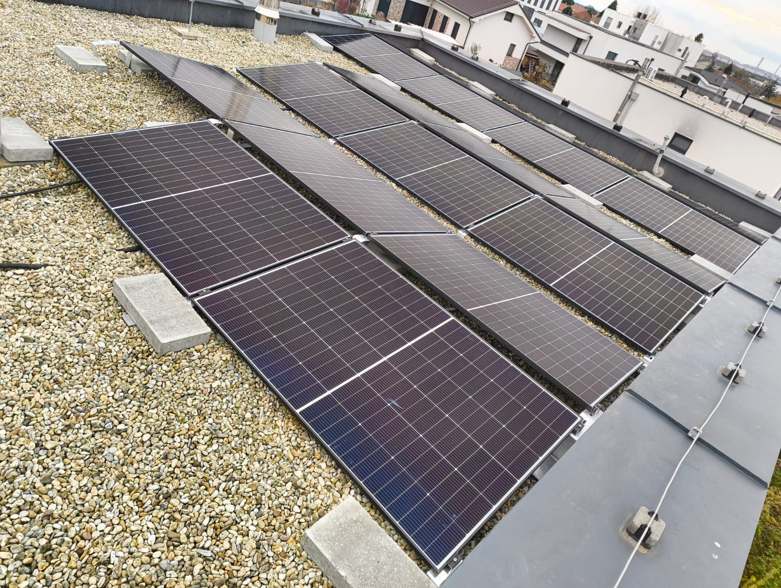 Realizácia firmy Profi-TechSolar Fotovoltické systémy . – Elektrikári – Zemianske Kostoľany