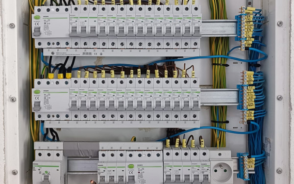 Realizácia firmy Branislav Jasný - Elektrikári LV – Elektrikári – Levice