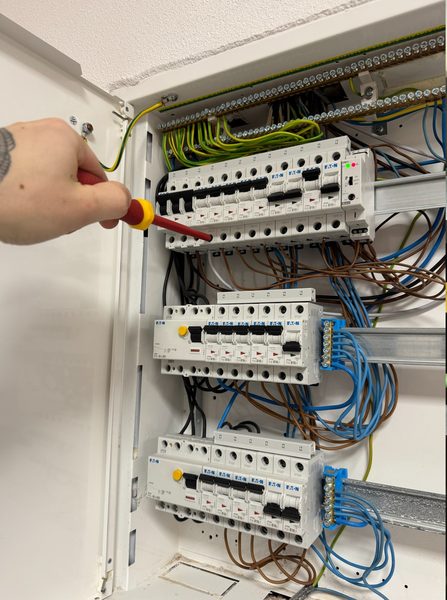 Realizácia firmy Revbo s.r.o. - revízie elektro a elektroinštalácie / revízny technik – Elektrikári – Šaľa