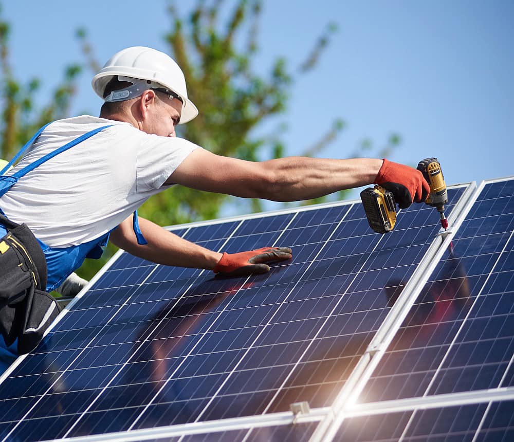 Realizácia firmy EZOS - Energia ZO Slnka – Elektrikári – Bojná