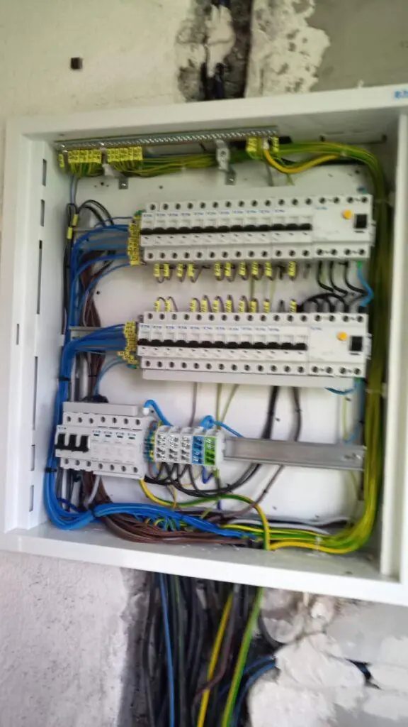 Realizácia firmy Electric-mont s. r. o. – Elektrikári – Detva
