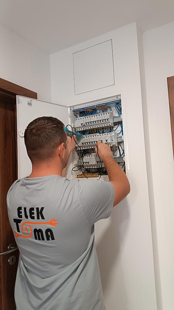 Realizácia firmy ELEKTOMA elektroinštalácie - Tomáš Micheľ – Elektrikári – Kľušov