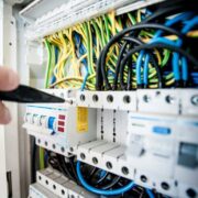 KrisBau Elektroinštalačné služby