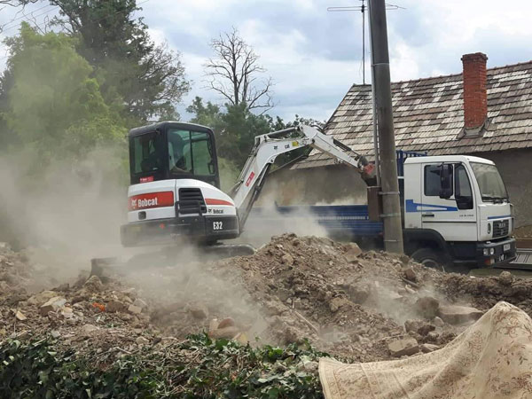 Realizácia firmy Zemné a výkopové práce-Varga – Výkopové práce / bagrista – Dolná Seč