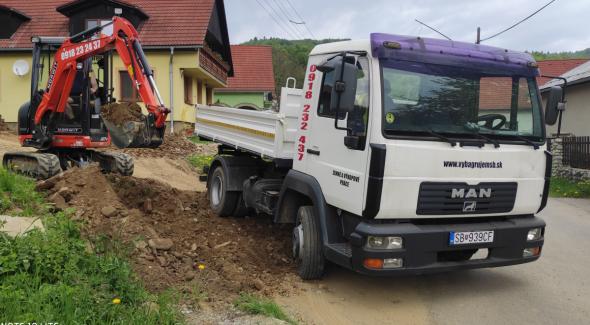 Realizácia firmy Zemné a výkopové práce Sabinov – Výkopové práce / bagrista – Renčišov