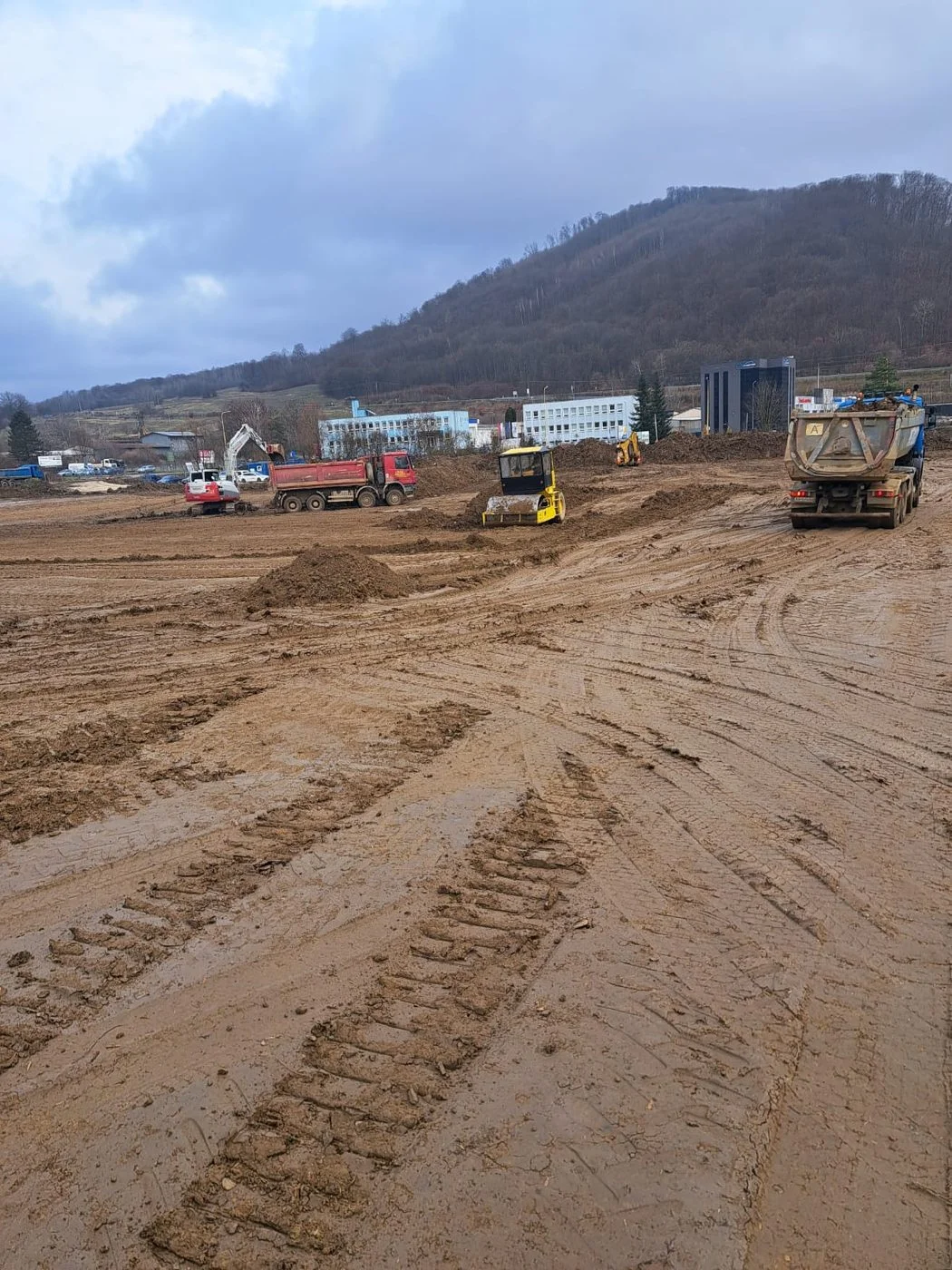 Realizácia firmy PATRIKOP S.R.O - Zemné a výkopové práce – Výkopové práce / bagrista – Staškovce