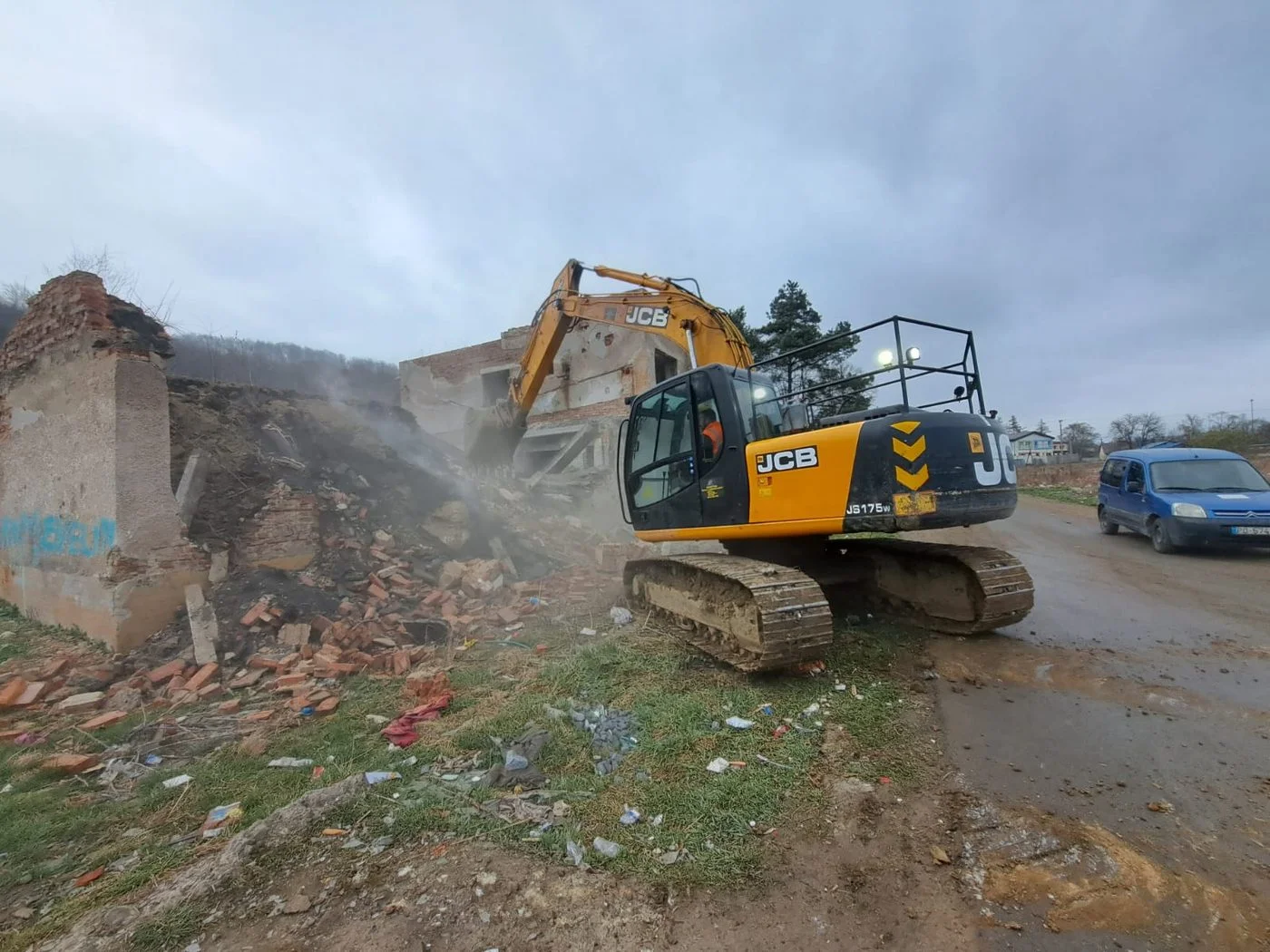 Realizácia firmy PATRIKOP S.R.O - Zemné a výkopové práce – Výkopové práce / bagrista – Staškovce