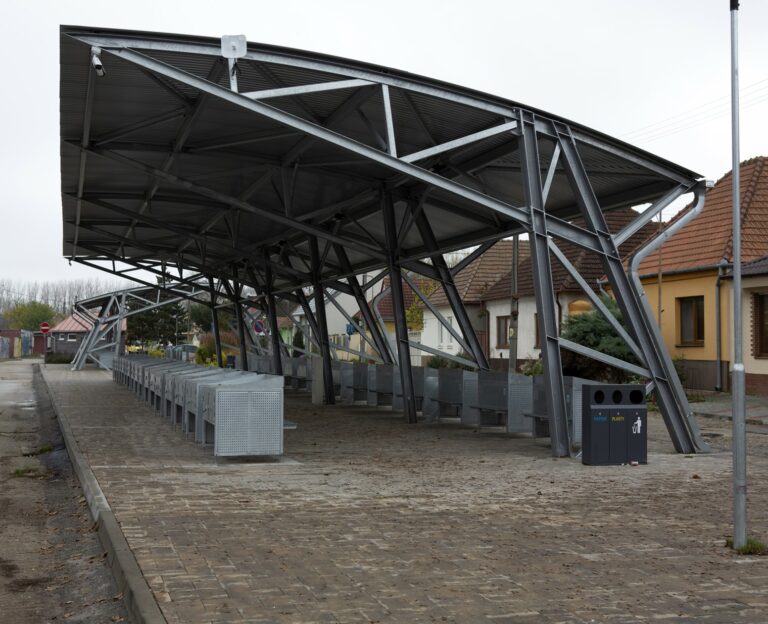 Realizácia firmy LUKYSTAV, s.r.o. – Fasády a zateplenie domov – Dolná Streda