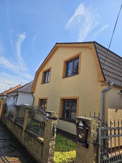 Realizácia firmy Ri & Ši s. r. o. - čistenie fasád – Fasády a zateplenie domov – Galanta