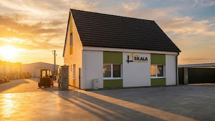 Realizácia firmy PLOTY SKALA - ploty, pletivá, brány – Nábytok na mieru a montáž nábytku – Senica