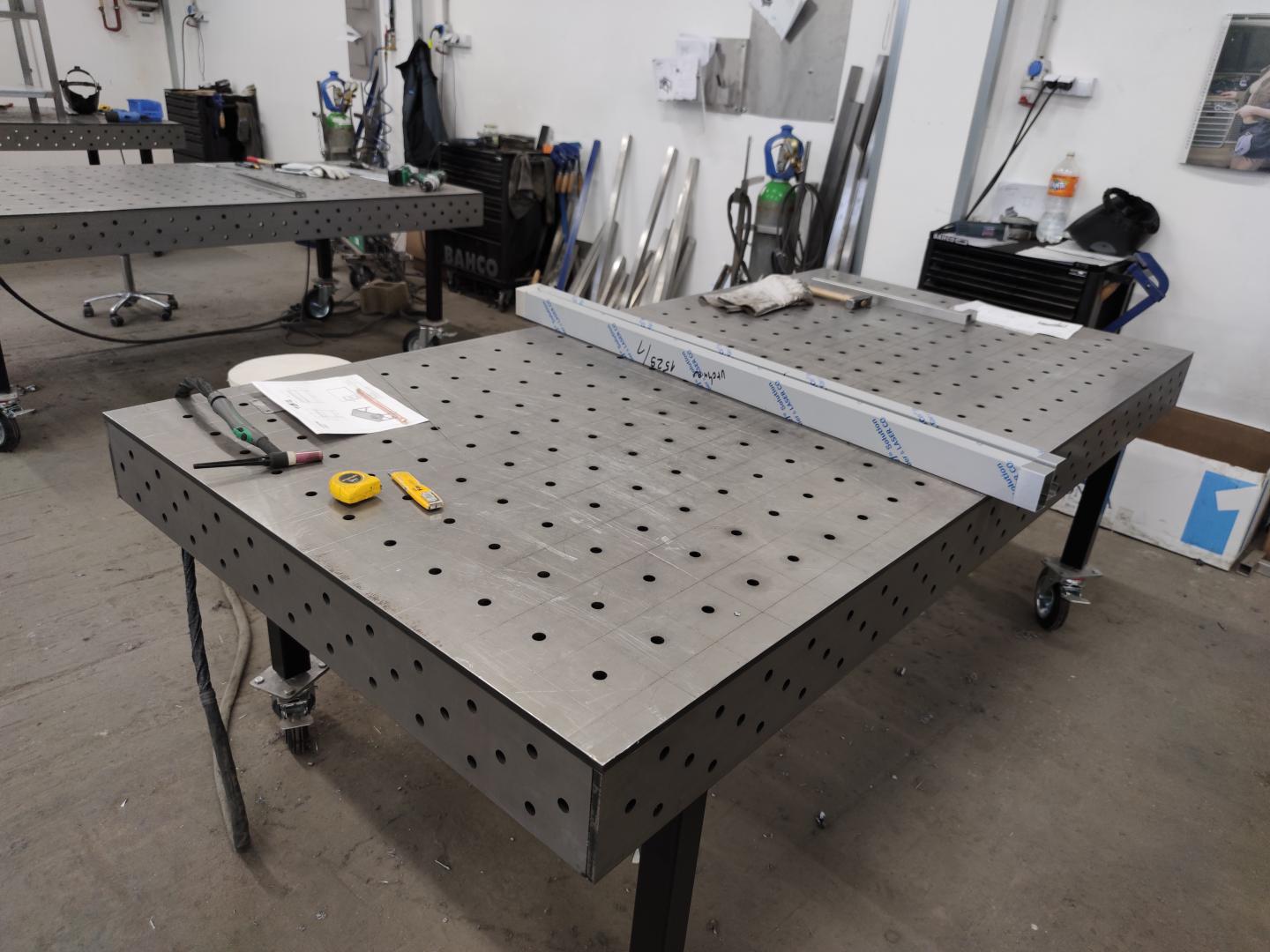 Realizácia firmy INOX PROFI s.r.o. – Nábytok na mieru a montáž nábytku – Horná Streda
