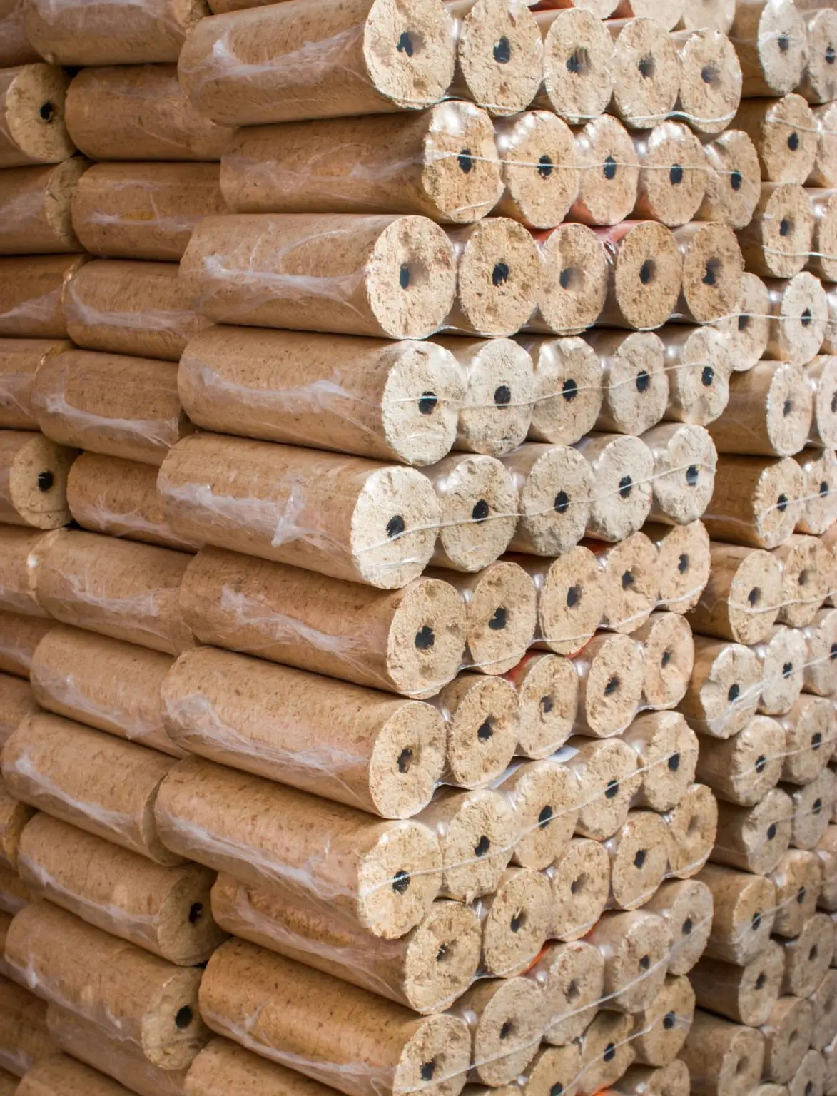 Realizácia firmy Holz - Möbel SR, s.r.o. – Nábytok na mieru a montáž nábytku – Krajné