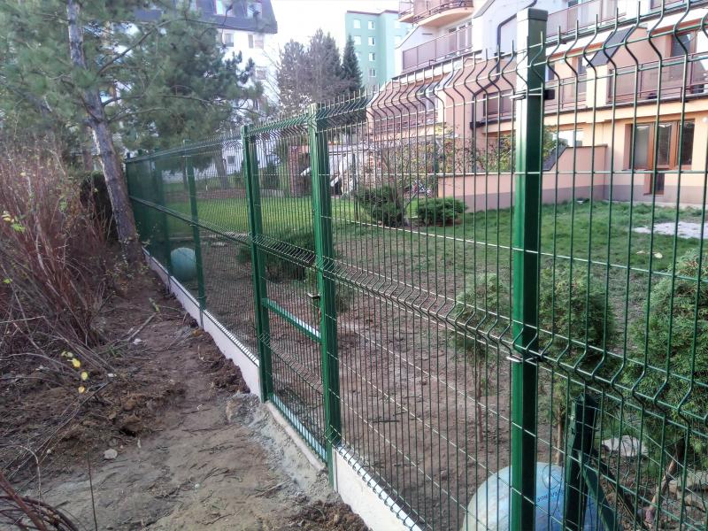 Realizácia firmy PLOTY-TN s.r.o. – Ploty a brány – Trenčín