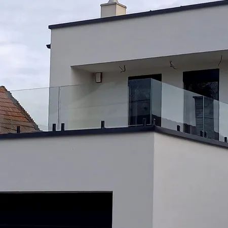 Realizácia firmy Zastrešenia-Vondra – Sauny, bazény a vírivky – Svinná