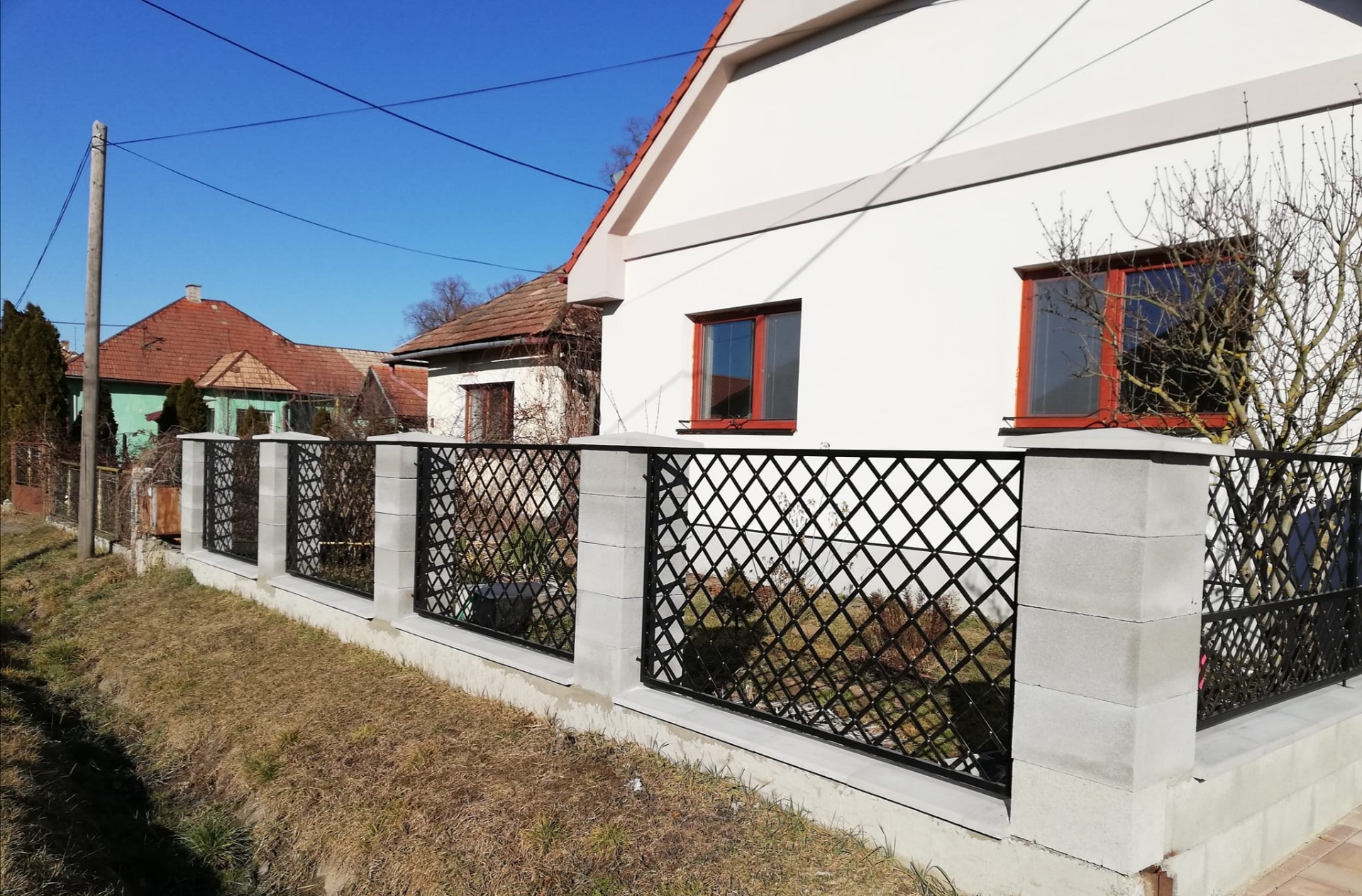 Realizácia firmy DomaKov – Oddychové zóny a terasy – Demandice