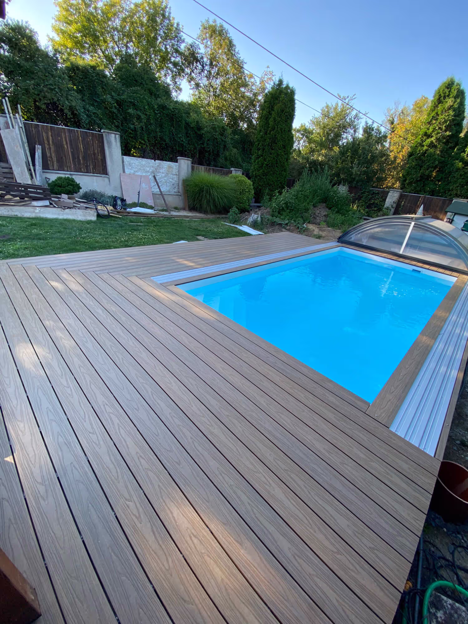 Realizácia firmy WoodPlast – Oddychové zóny a terasy – Zvolen