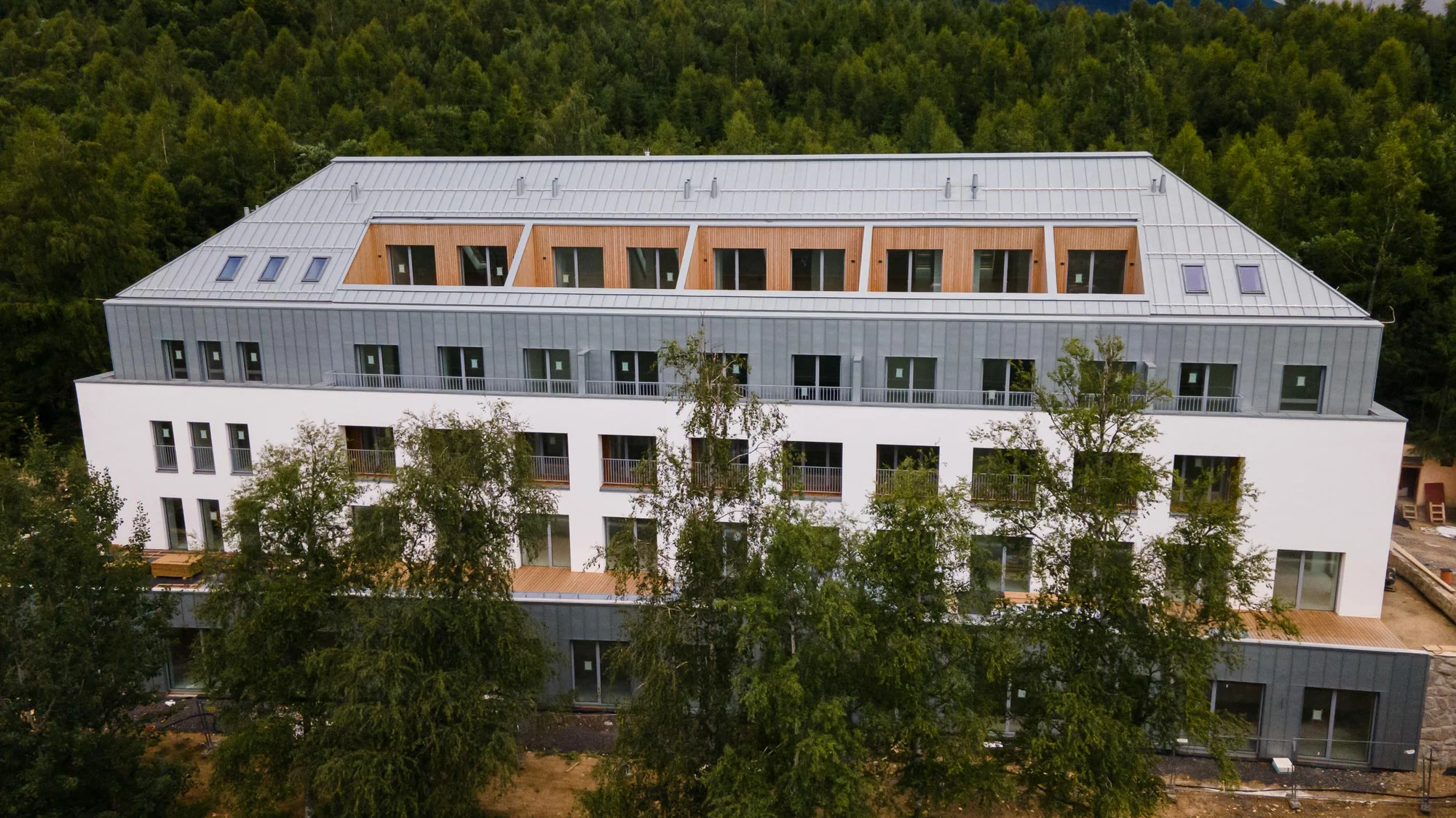 Realizácia firmy Drevovýroba Kočiš s.r.o – Oddychové zóny a terasy – Žehra