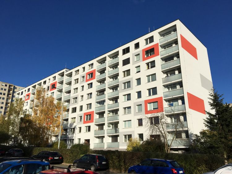 Realizace firmy Švára-stavby a.s. – Fasády a zateplení domů – Praha 14-Černý Most