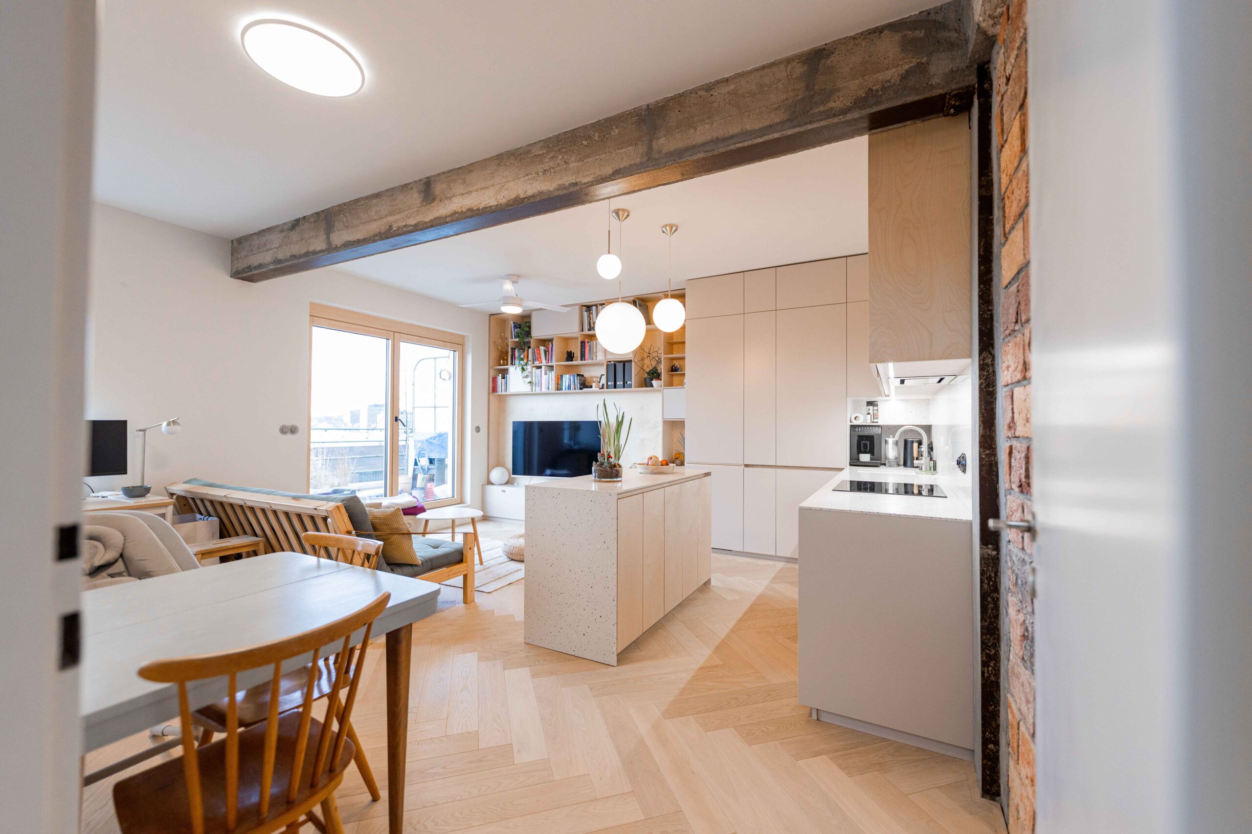 Realizace firmy Sympec, poctivé řemeslo, s.r.o. – Interiérový design – Praha 11-Háje