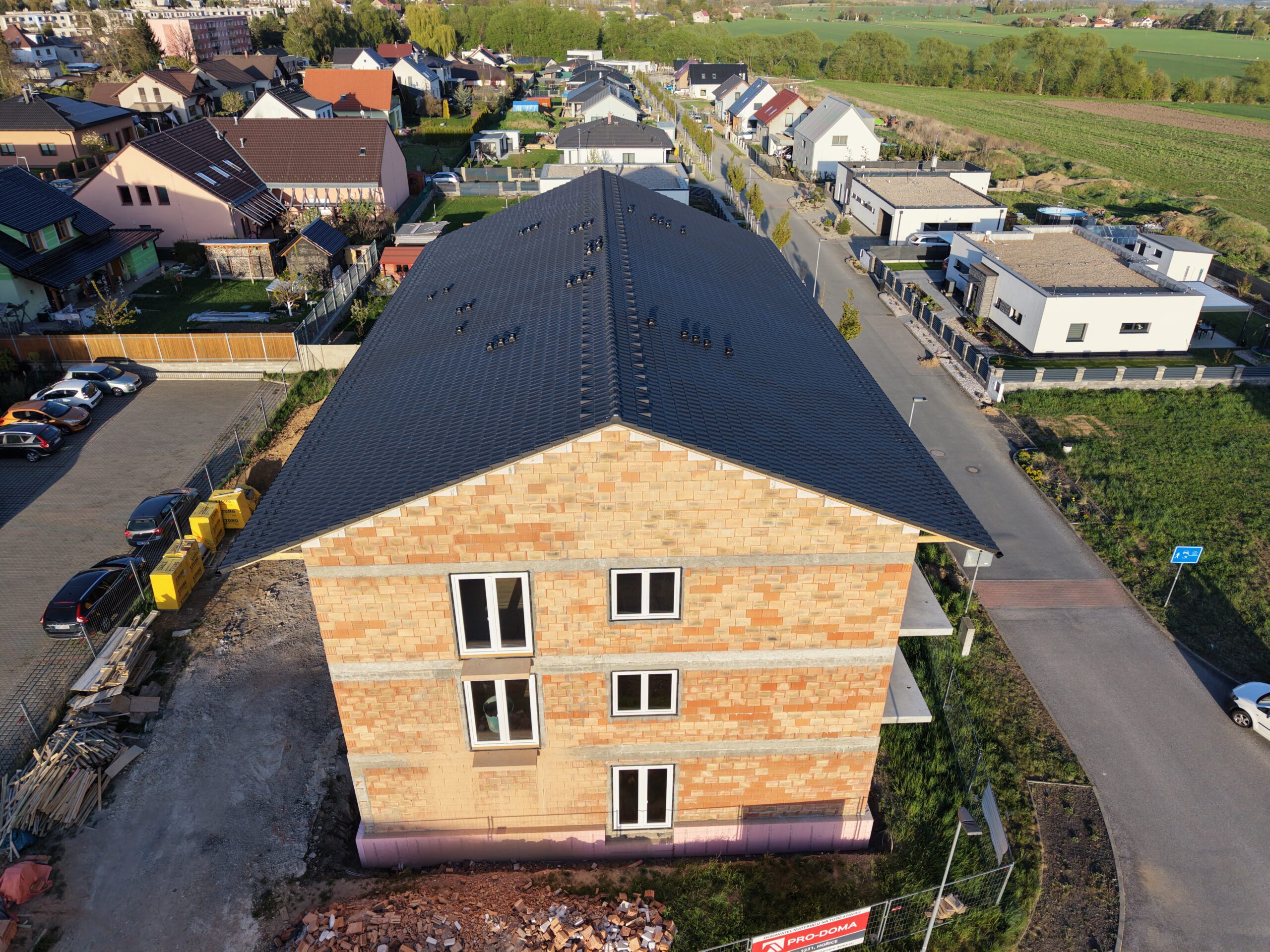Realizace firmy Tyrlanstav s.r.o. – Elektrikáři – Praha 19