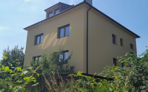 Realizace firmy Zateplení Zlín — Petr Machala – Fasády a zateplení domů – Provodov