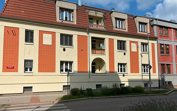 Realizace firmy Izol-ant CB s.r.o. – Fasády a zateplení domů – České Budějovice 3