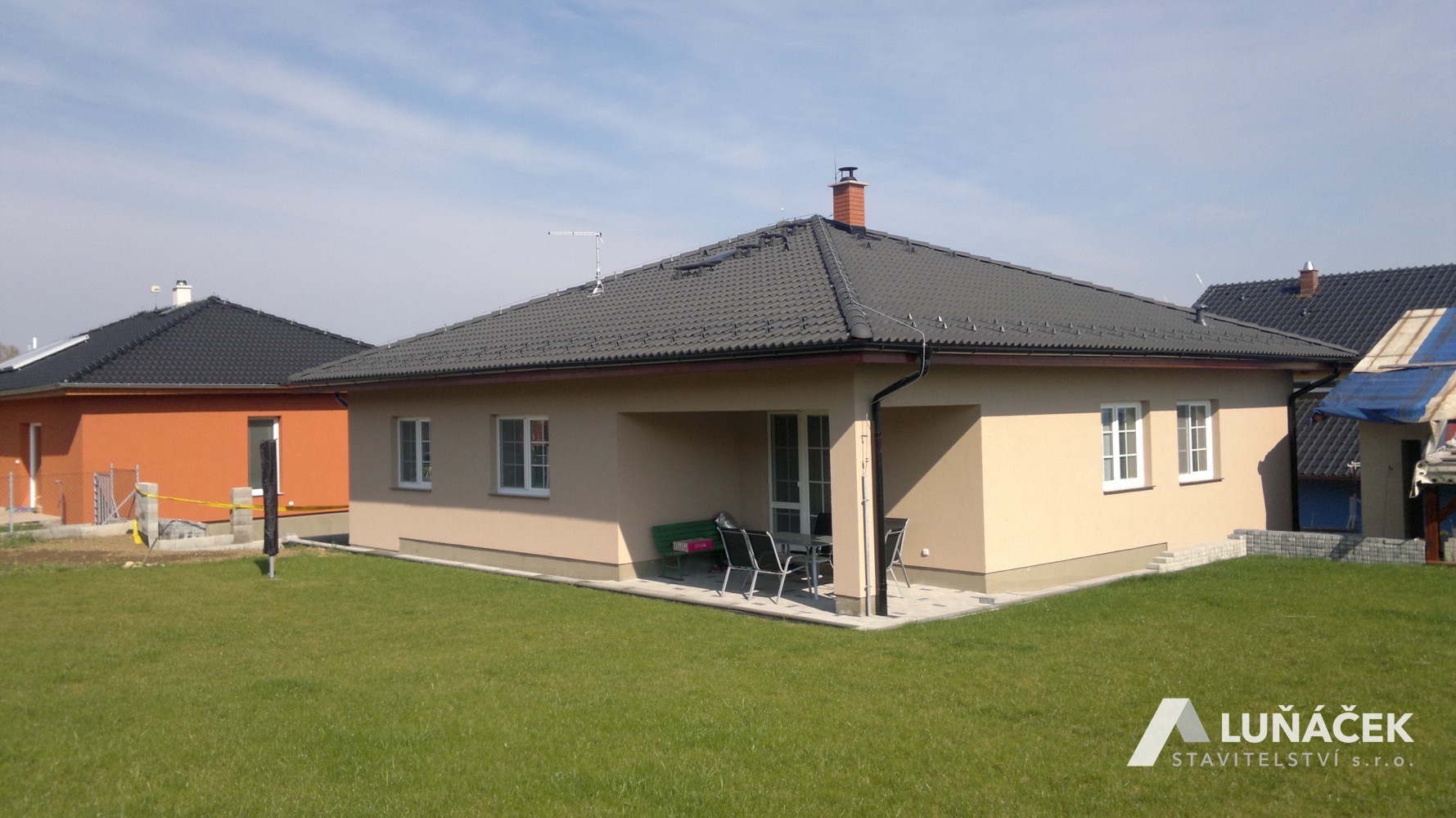 Realizace firmy STAVEBNÍ FIRMA - Stavitelství Luňáček s.r.o. – Fasády a zateplení domů – Nové Hodějovice
