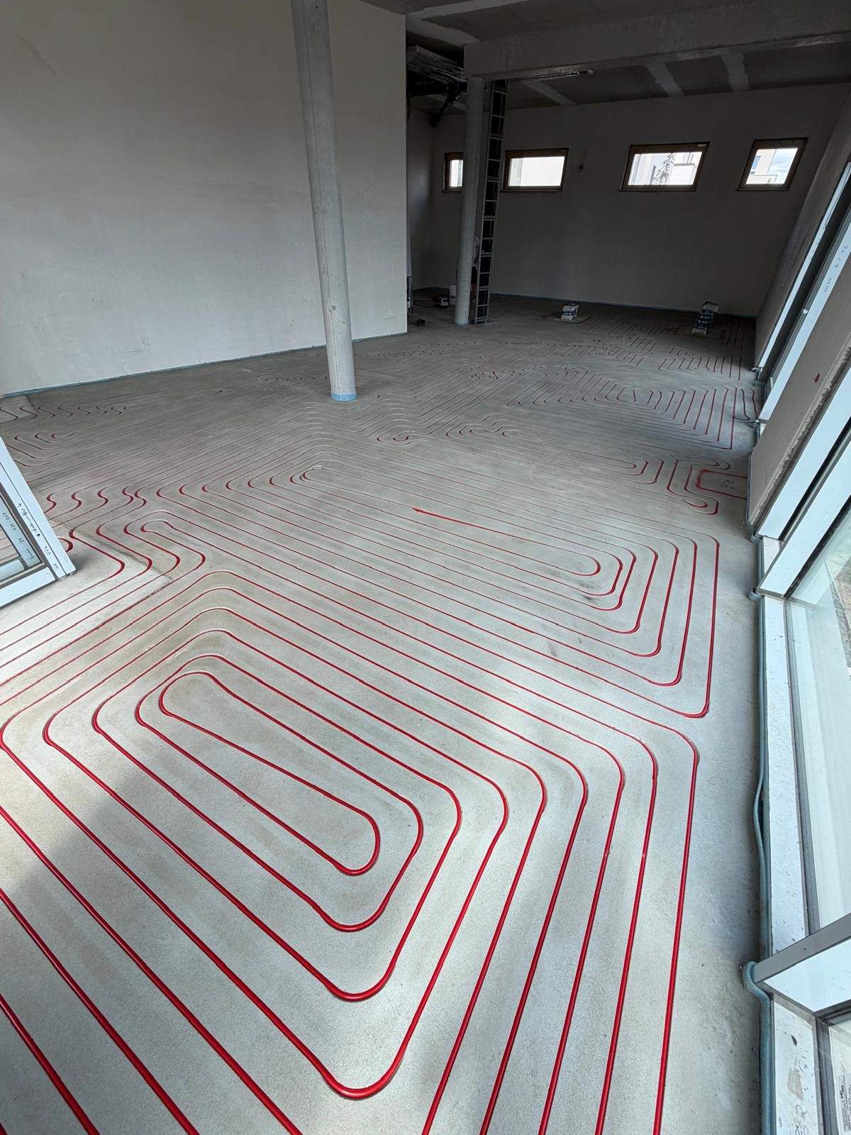 Realizace firmy ECOtherm Fußbodenheizung s.r.o. – Topení, krby, tepelná čerpadla – Plzeň