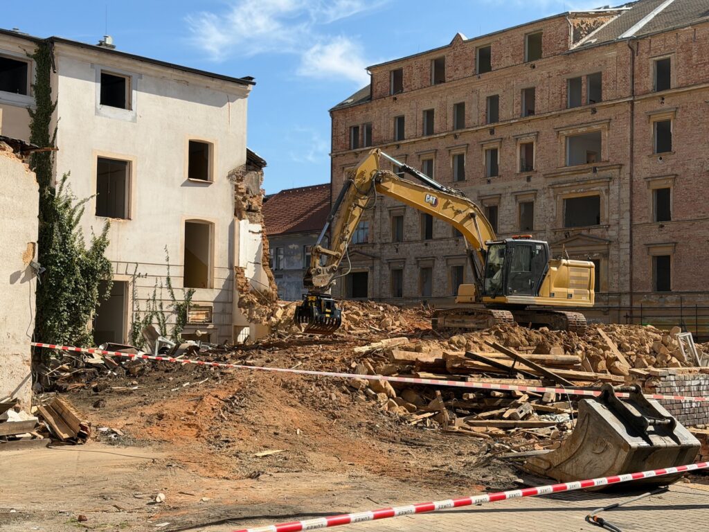 Realizace firmy LUKEŠ CONSTRUCTION s.r.o. – Zahradní a krajinný design – Chrást u Plzně