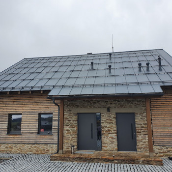 Realizace firmy Střechy Hladík – Fasády a zateplení domů – Hroznětín
