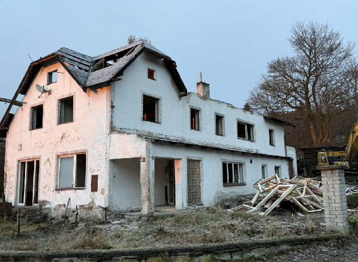 Realizace firmy MADRE-CAT s.r.o. – Výkopové práce / bagrista – Chodov u Karlových Var