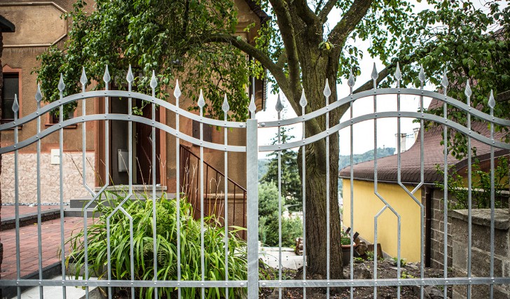Realizace firmy Zámečnictví – Ploty a brány – Otovice-Karlovy Vary