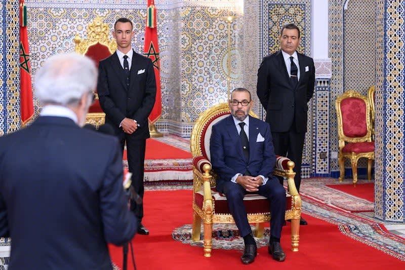 King Mohammed VI receives BAM Governor, reviews 2024 economic performance