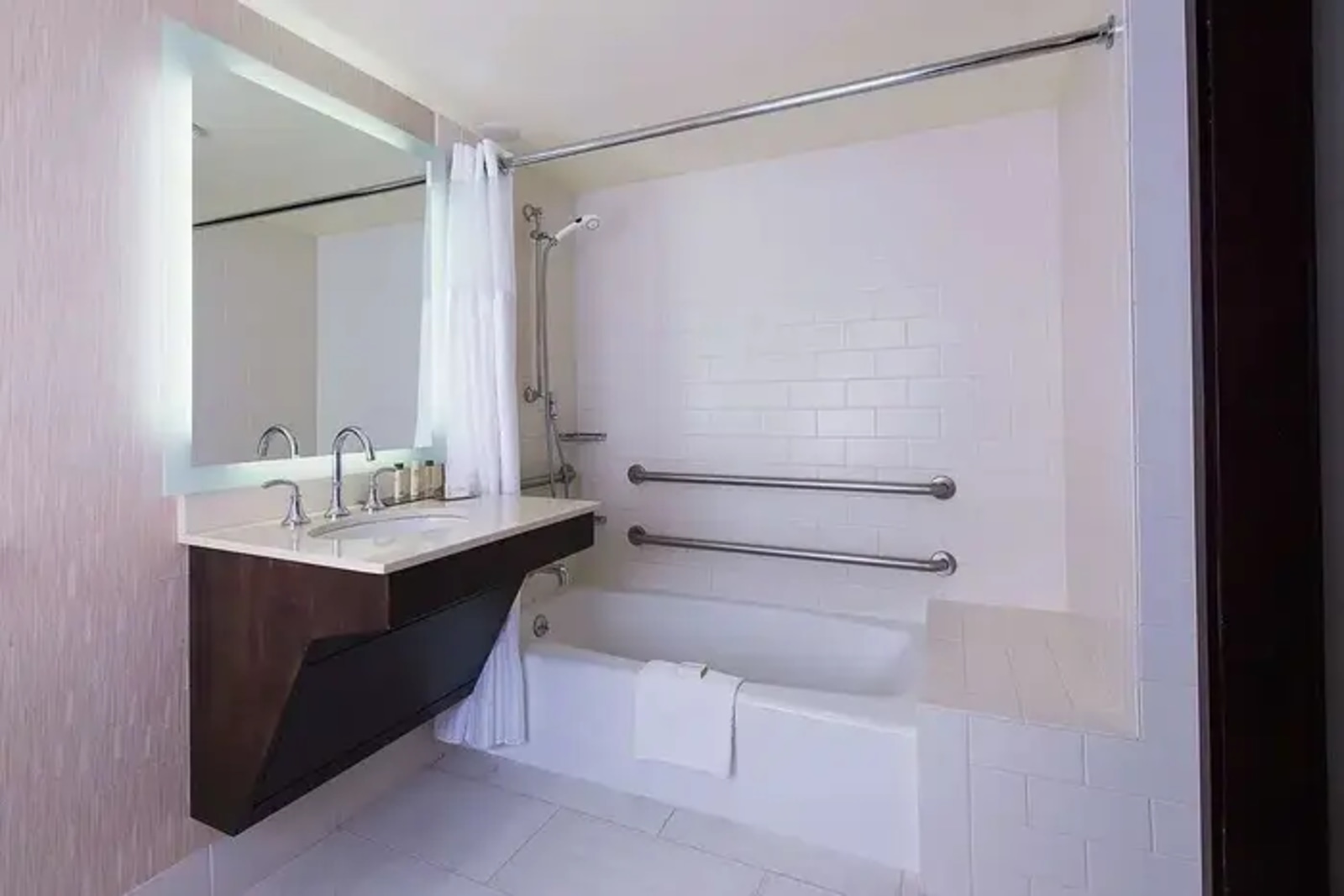 Doubletree By Hilton Hotel San Diego